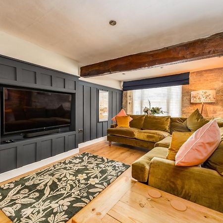 Stylish Central 6 Bedroom Converted Granary Stamford Bagian luar foto
