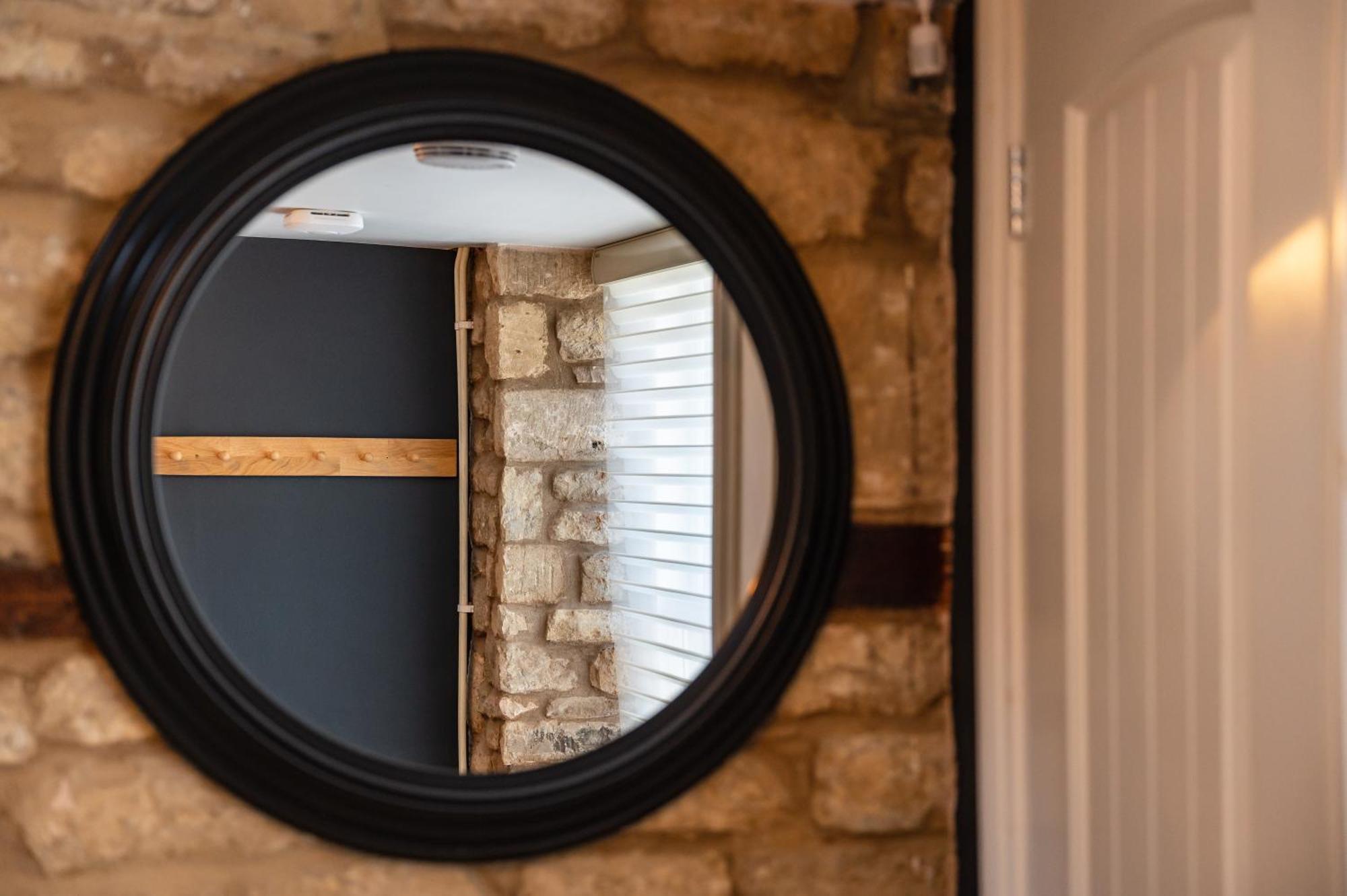 Stylish Central 6 Bedroom Converted Granary Stamford Bagian luar foto