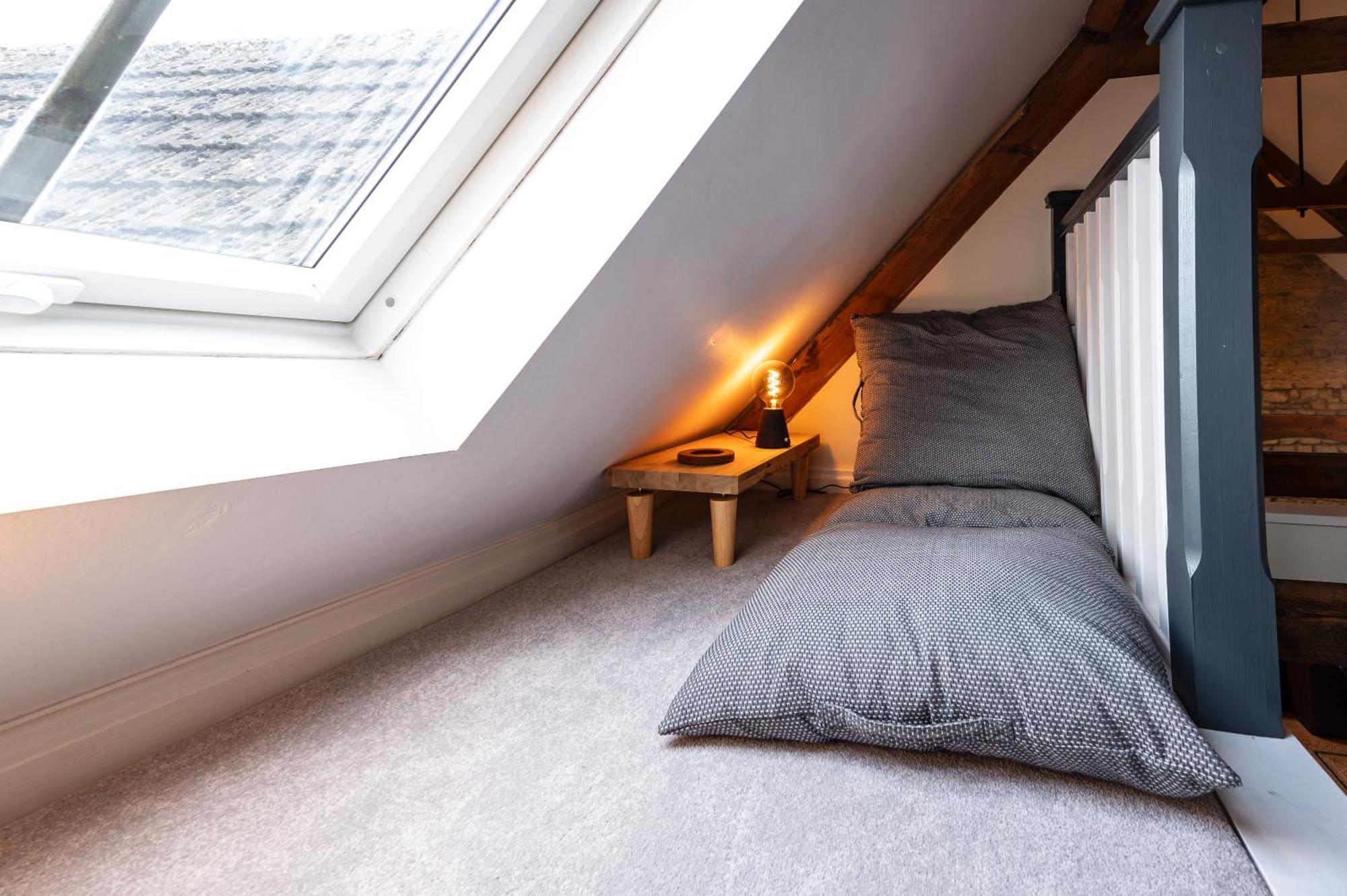 Stylish Central 6 Bedroom Converted Granary Stamford Bagian luar foto