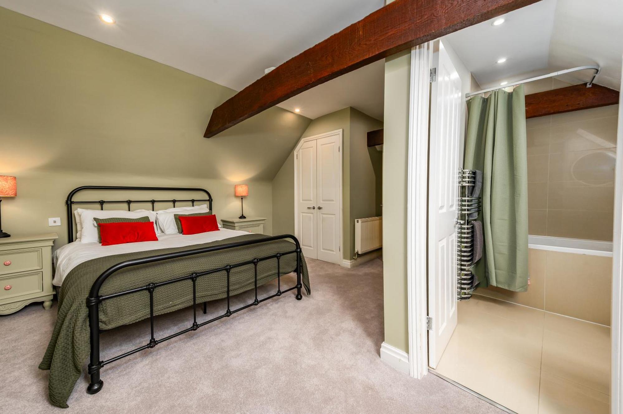 Stylish Central 6 Bedroom Converted Granary Stamford Bagian luar foto