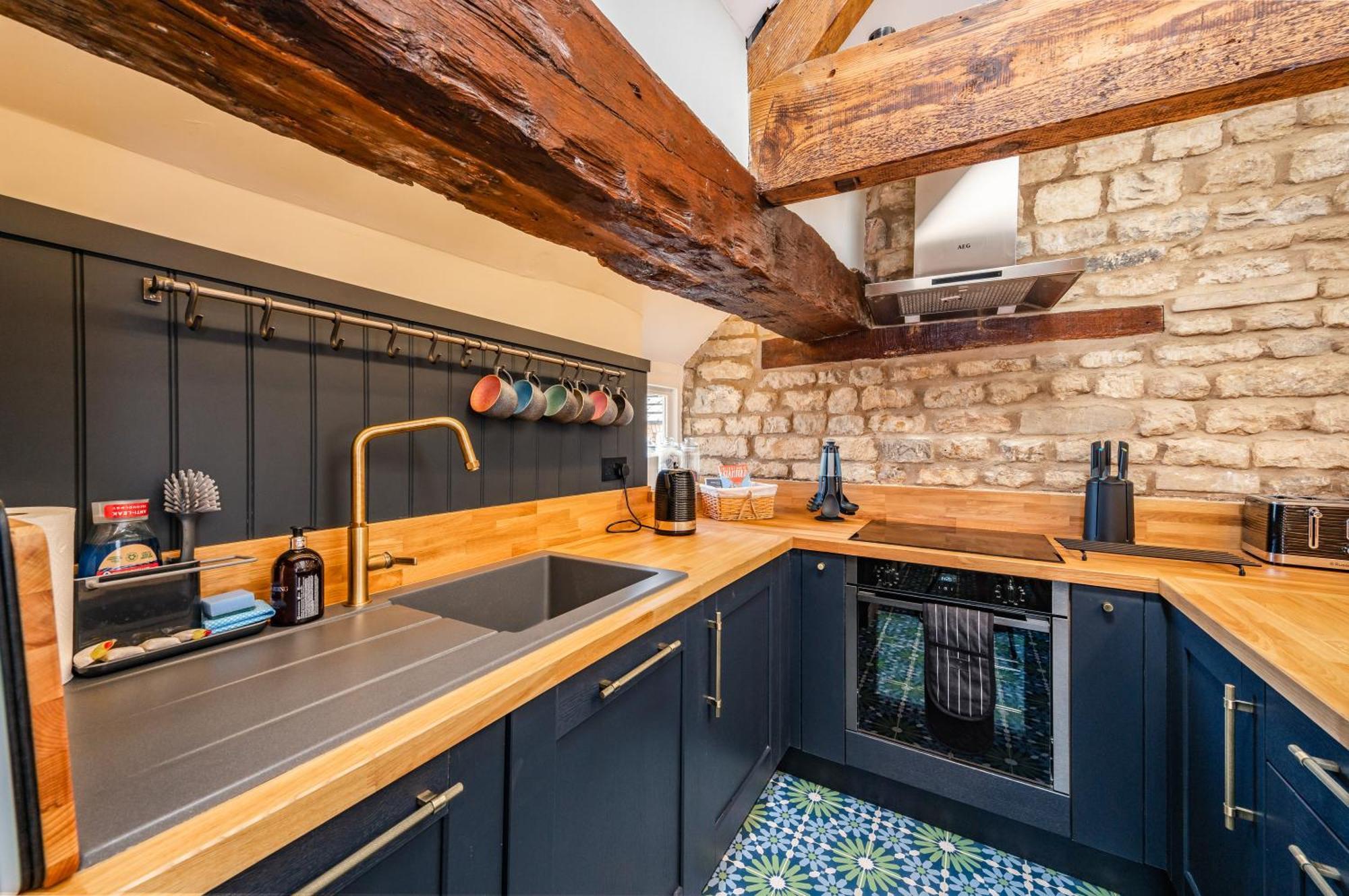 Stylish Central 6 Bedroom Converted Granary Stamford Bagian luar foto