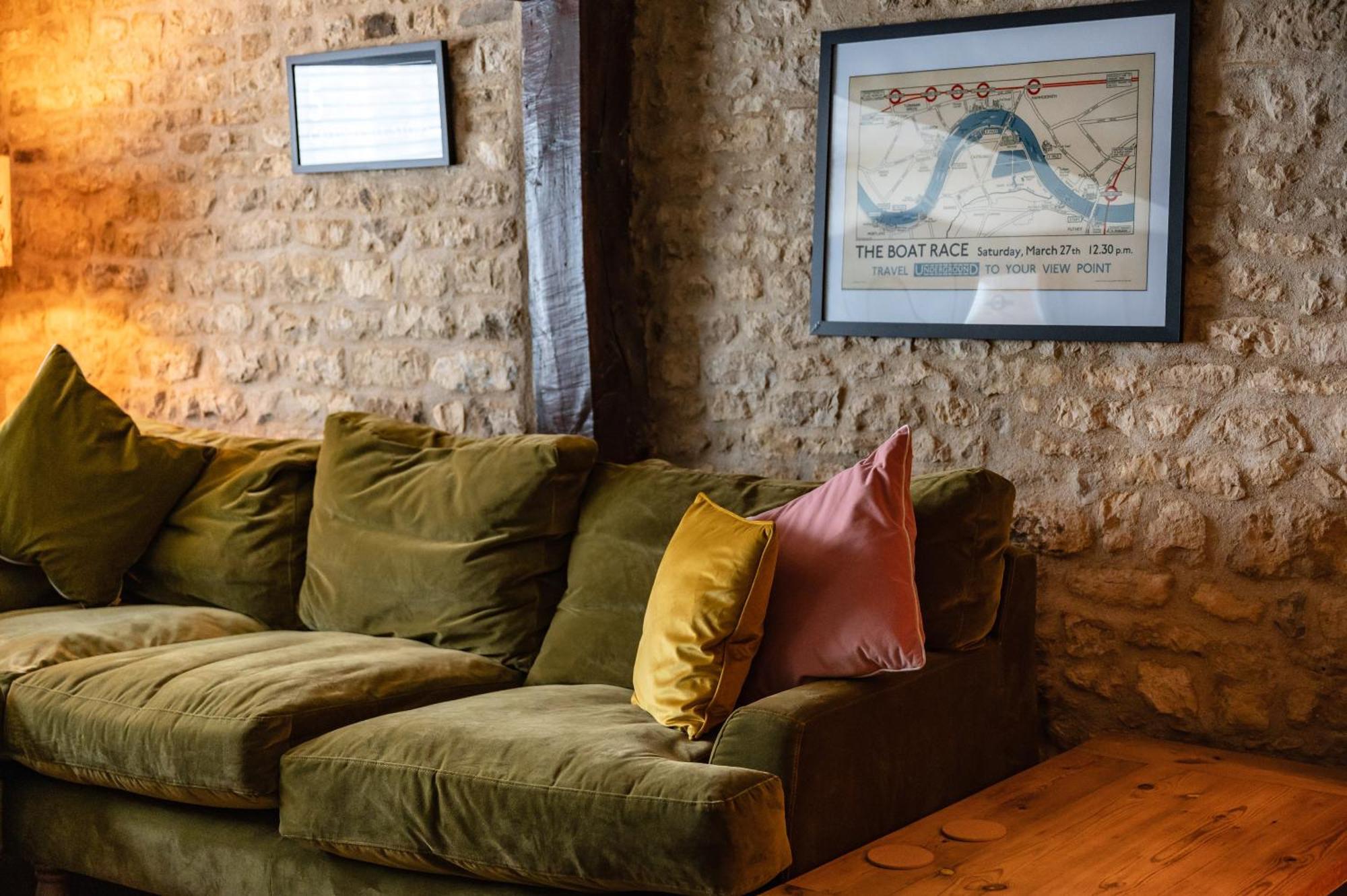 Stylish Central 6 Bedroom Converted Granary Stamford Bagian luar foto